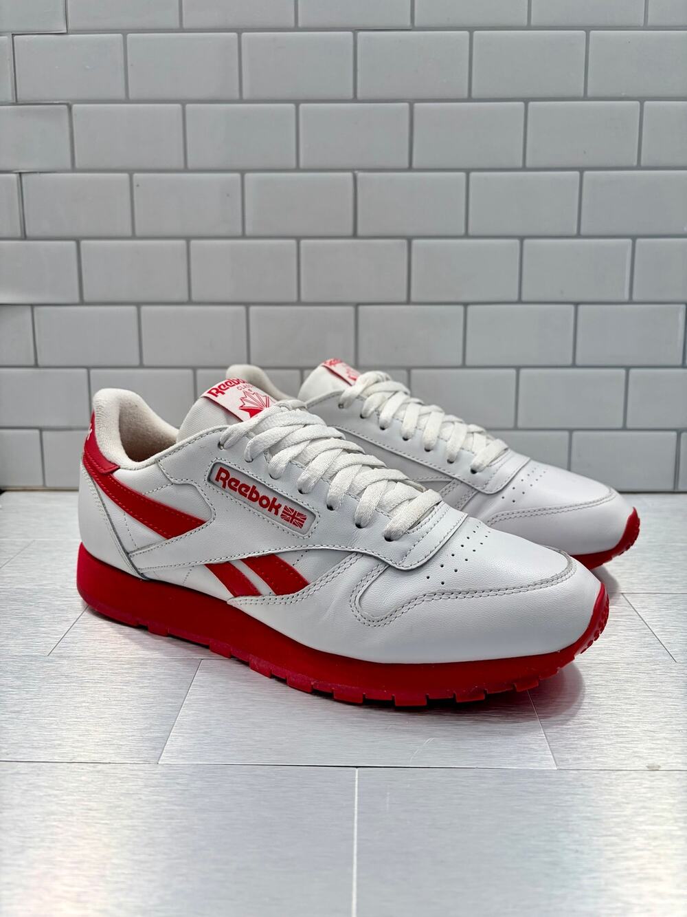 Reebok Classic Leather White Vector Red Men’s Size 9 GV7738 Sneakers